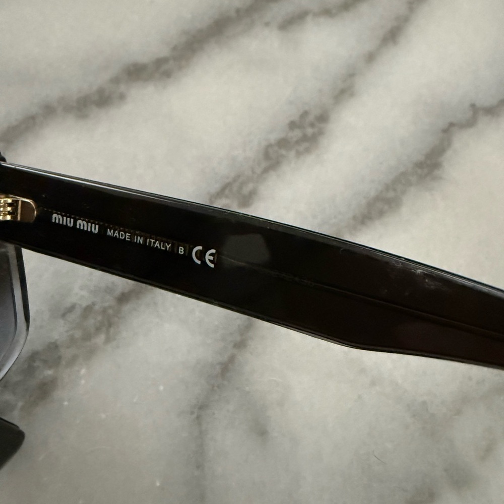MIU MIU GREY GRADIENT GEOMETRIC SUNGLASSES SMU 07V - Picture 13 of 14